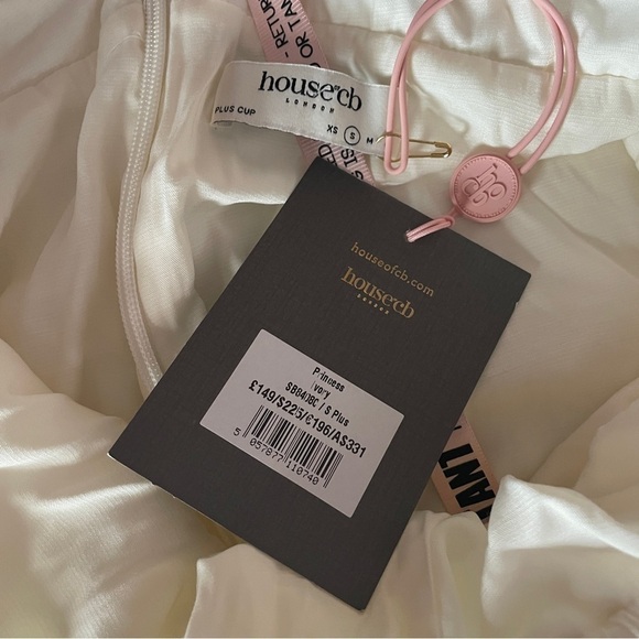 NEW! House of CB- Princess Ivory Georgette Mini Dress Size Small PLUS CUP - Picture 11 of 12